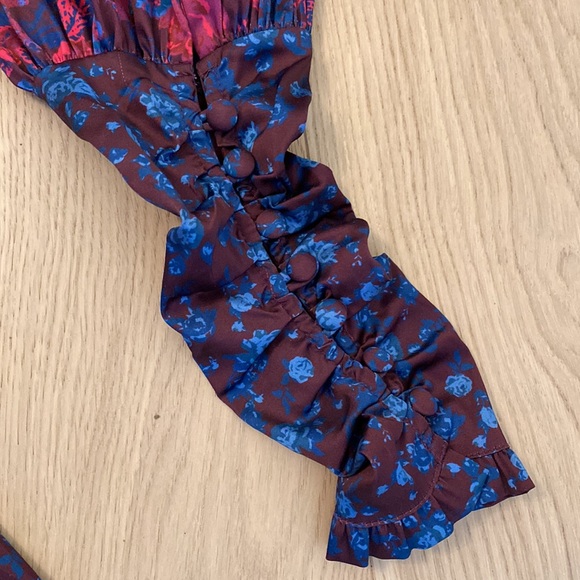 For Love and Lemons .Size small . Satin  . - Picture 3 of 4